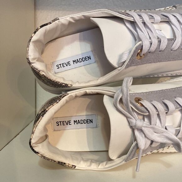 Steve Madden Bianka Sneakers Womens 10M White Studded Streetwear Minimalist - Picture 9 of 14